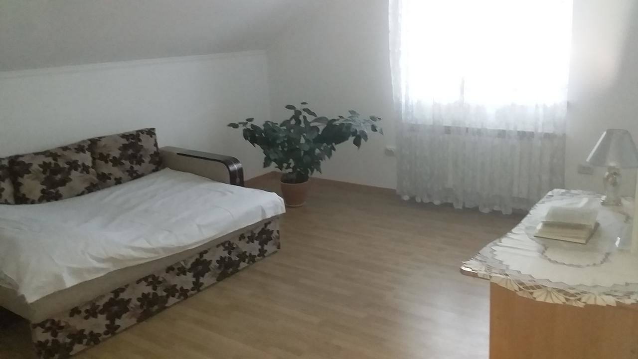 Загородные дома Кімнати в будинку Prilbichi